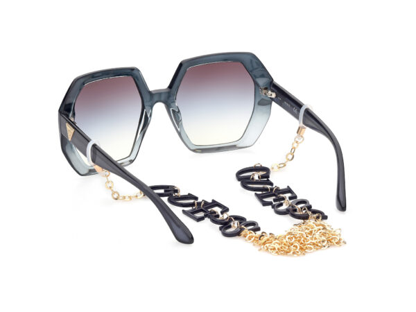 sunglasses guess oversized chain blue grey lenses women uvprotection